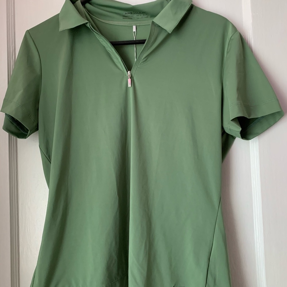 Woman’s Nike Dry Fit Golf Quarterzip